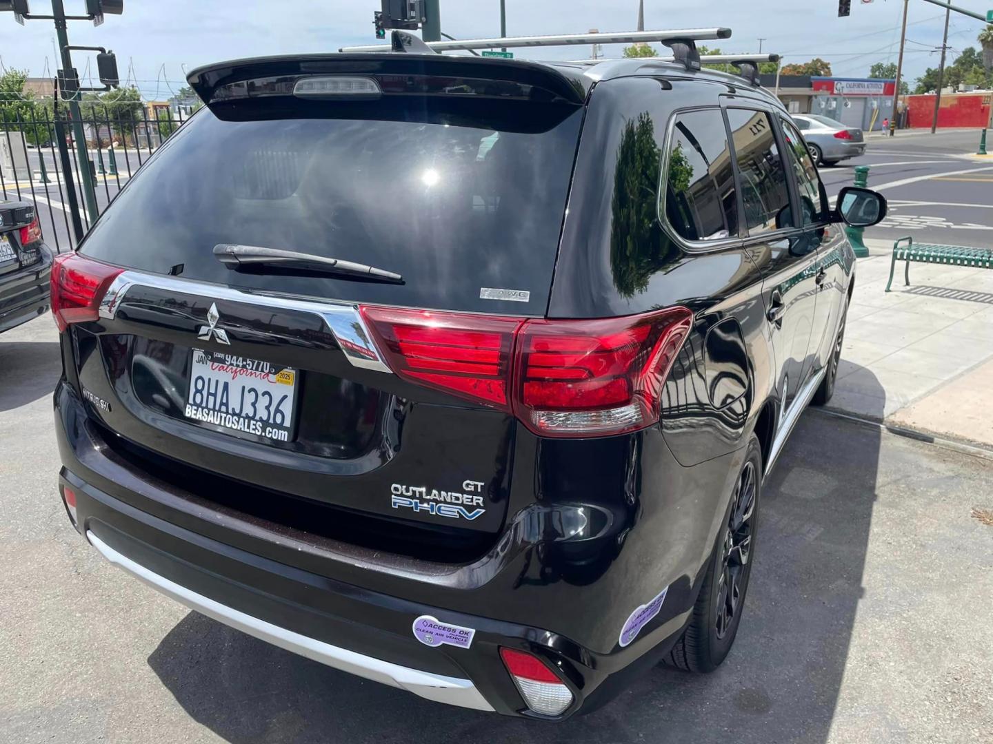 2018 BLACK /BLACK Mitsubishi Outlander PHEV (JA4J24A59JZ) , located at 744 E Miner Ave, Stockton, CA, 95202, (209) 944-5770, 37.956863, -121.282082 - PLUS TAXES AND FEES - Photo#14